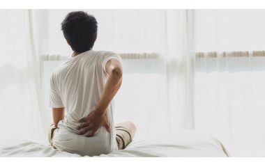 Какъв матрак е подходящ при болки в кръста?